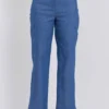 D1 Basic Straight Leg Pant