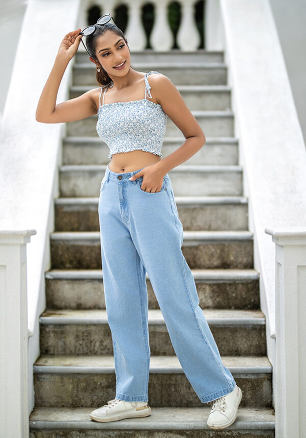 NILS-009000692-WEB-01-612x875 Ivy Ice Blue Mom Jean