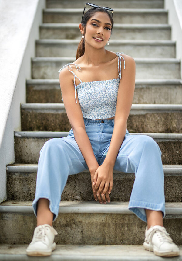NILS-009000692-WEB-05-612x875 Ivy Ice Blue Mom Jean